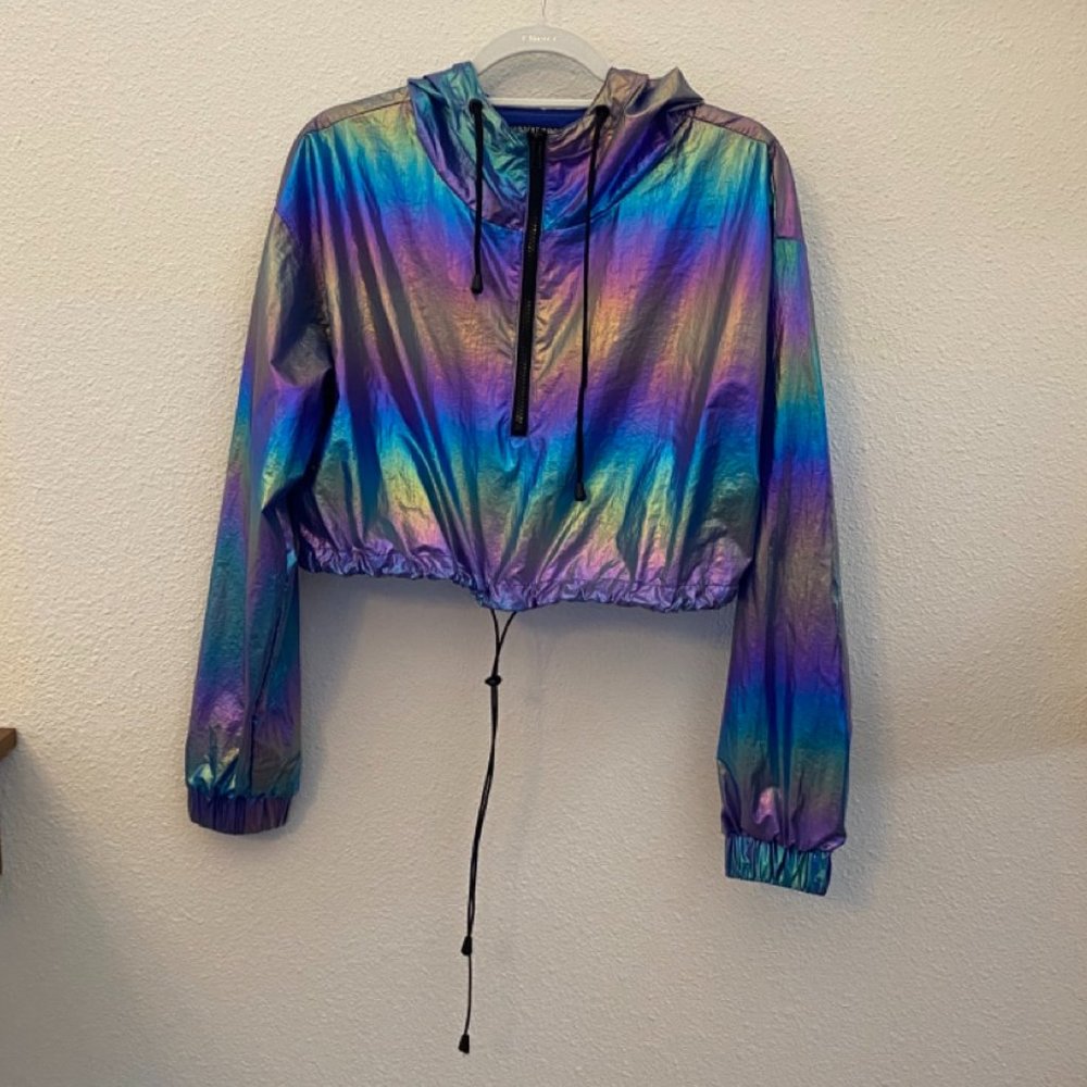 Shiny cropped windbreaker jacket